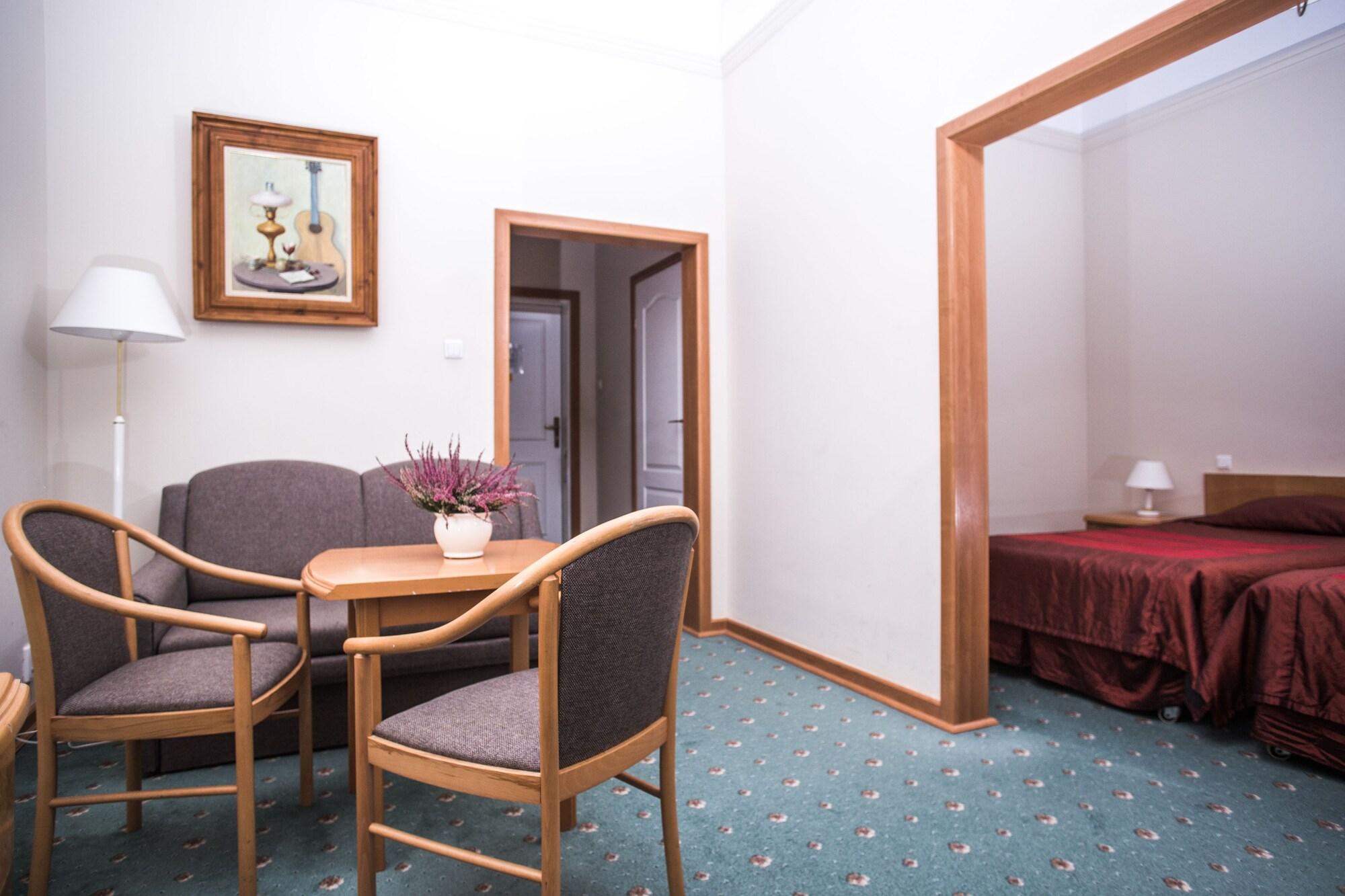 Hotel Grand 5*